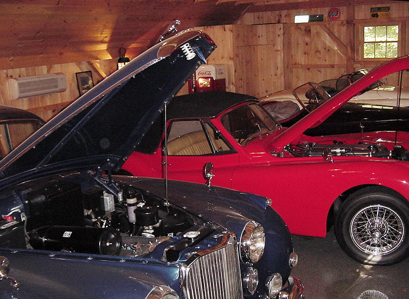 Interior of post and Beam Carriage House