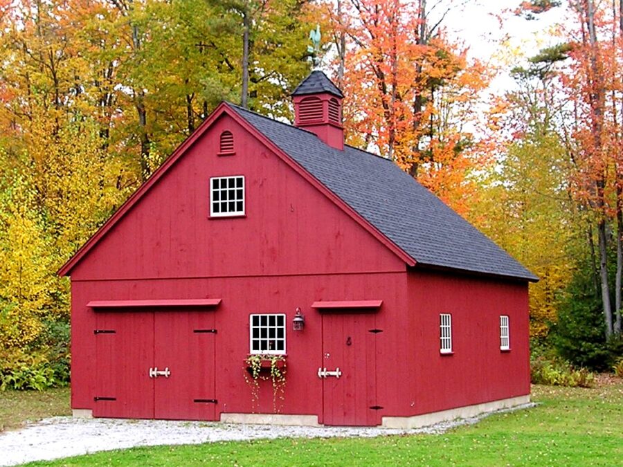 One Story Barns 24′ Even Pitch and 26′ Gambrel Tour - Country Carpenters